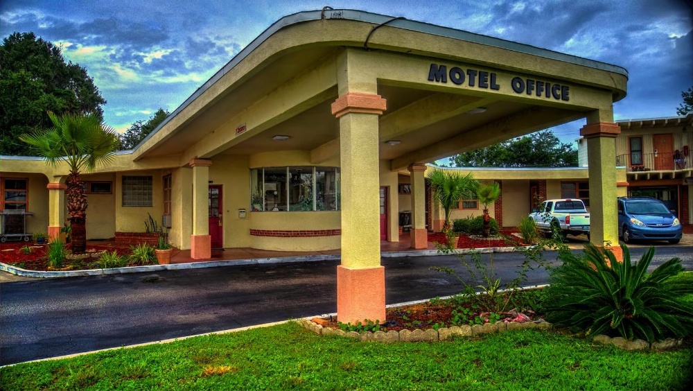 Nassau Holiday Motel Main image